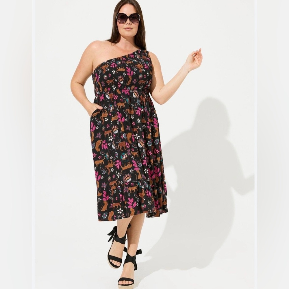 Torrid One-Shoulder Smocked Midi Dress NWT